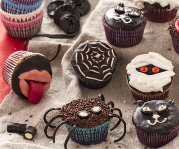 Monströse Halloween-Cupcakes