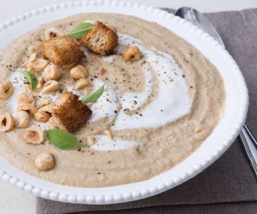 Pastinaken-Haselnuss-Suppe