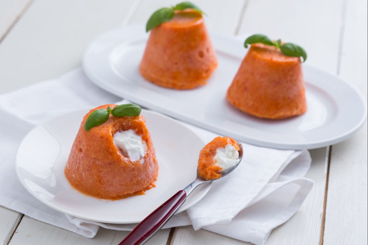 Mini-Bavarois mit Paprika und Robiola