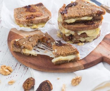 Feigen- und Nuss-Toast mit Bettelmatt
