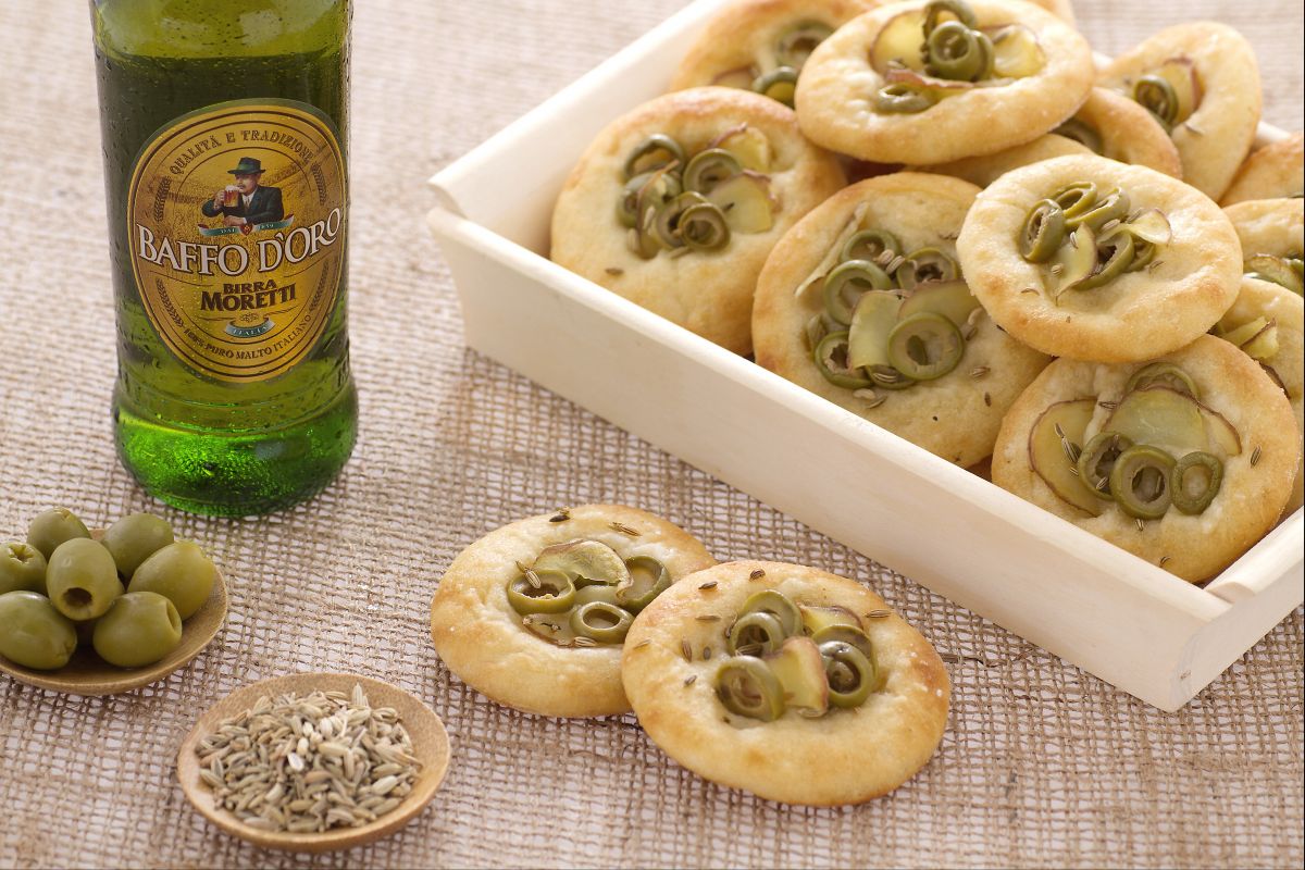 Kartoffelbrötchen mit Bier
