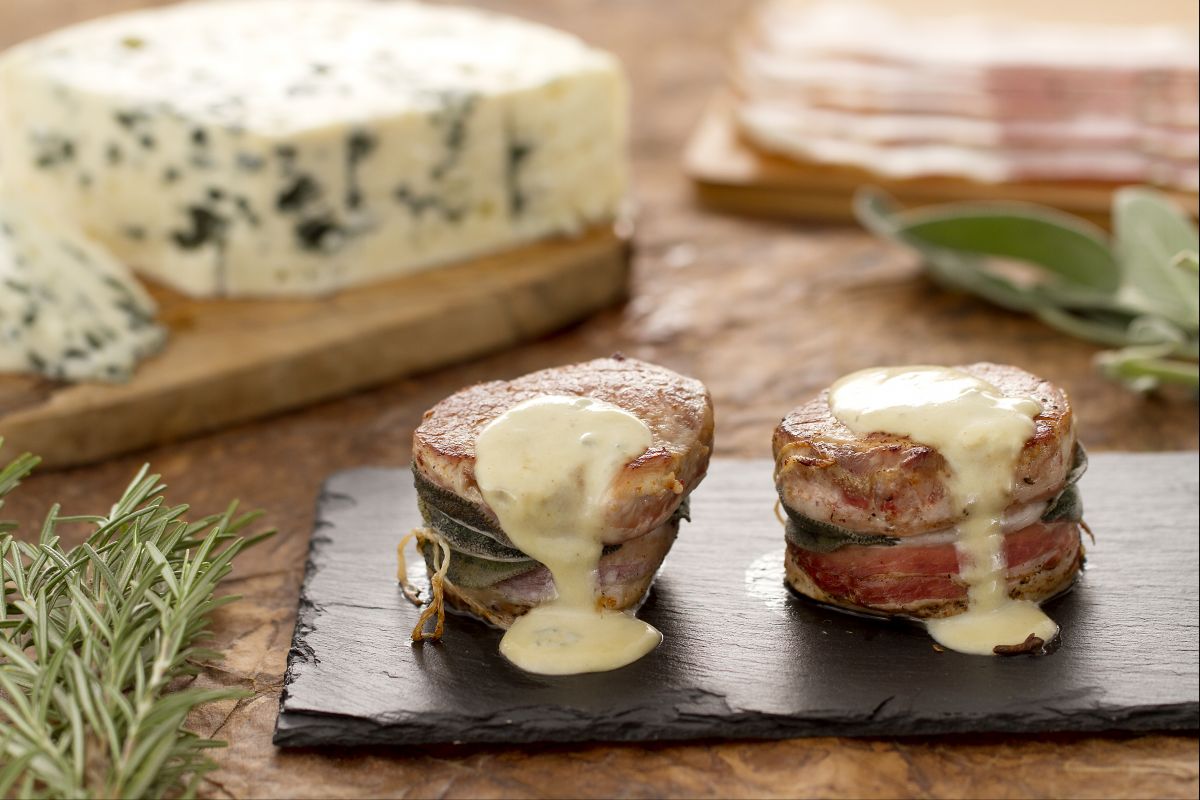 Schweinemedaillons mit Roquefort