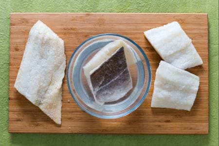 Wie man Kabeljau entsalzt