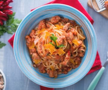 Pasta mit Thunfisch, Sardellen und Bottarga