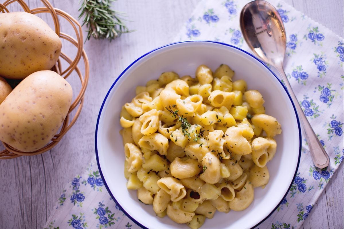 Pasta und Kartoffeln