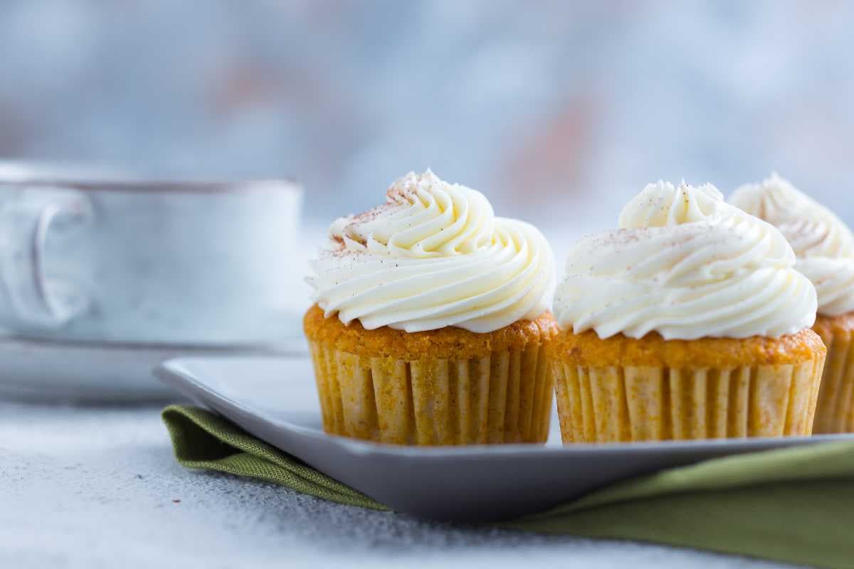 Kürbis- und Karotten-Cupcake