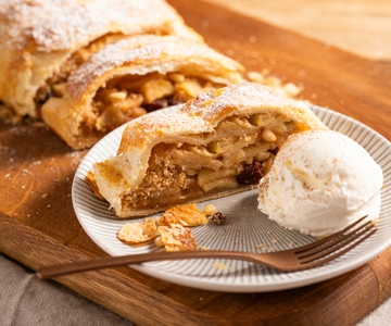 Apfelstrudel mit Blätterteig