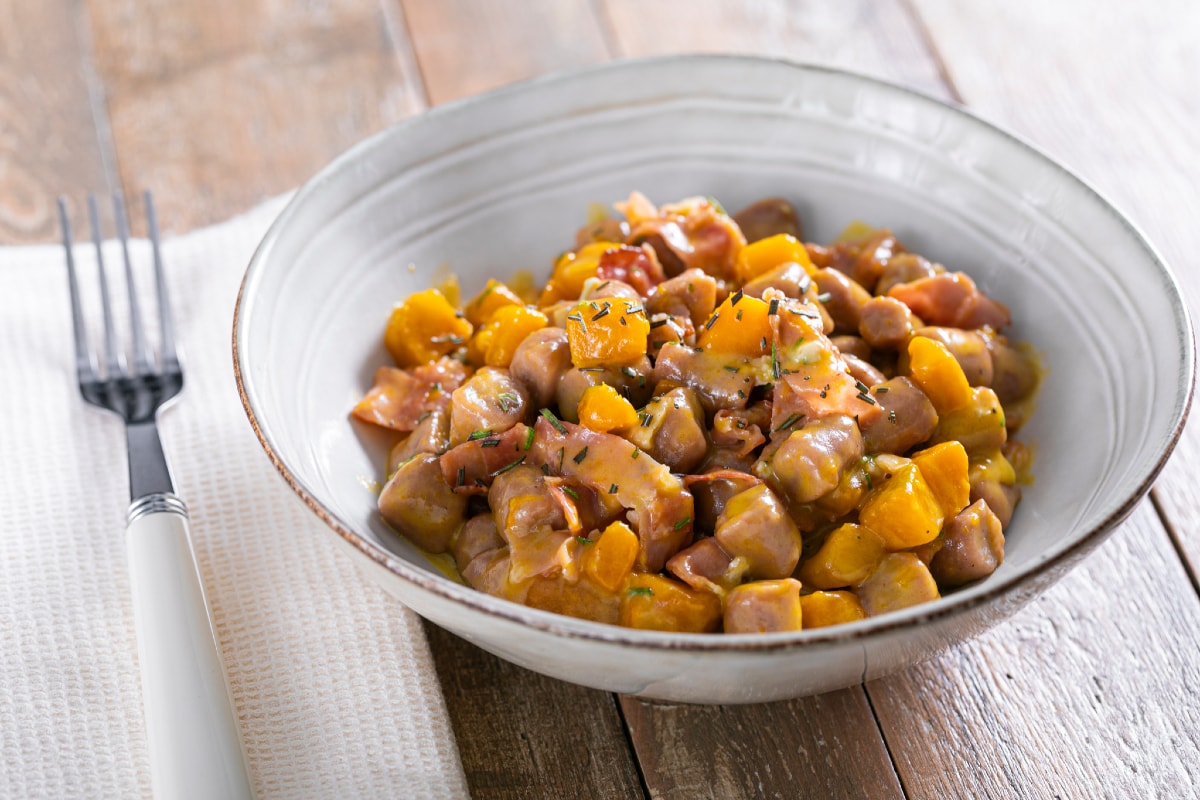 Kastanien-Gnocchi mit Kürbis und Speck