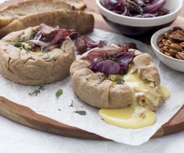 Galette mit Camembert und Zwiebeln aus Bordeaux