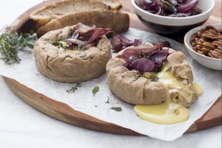 Galette mit Camembert und Zwiebeln aus Bordeaux