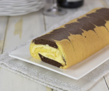 Zweifarbige Rolle mit Zabaione