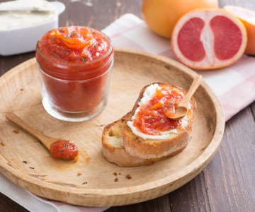 Grapefruitmarmelade aus rosa Grapefruits