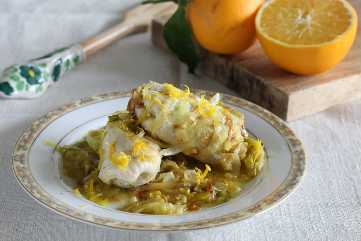 Hähnchenrouladen mit Lauch und Zitrusfrüchten