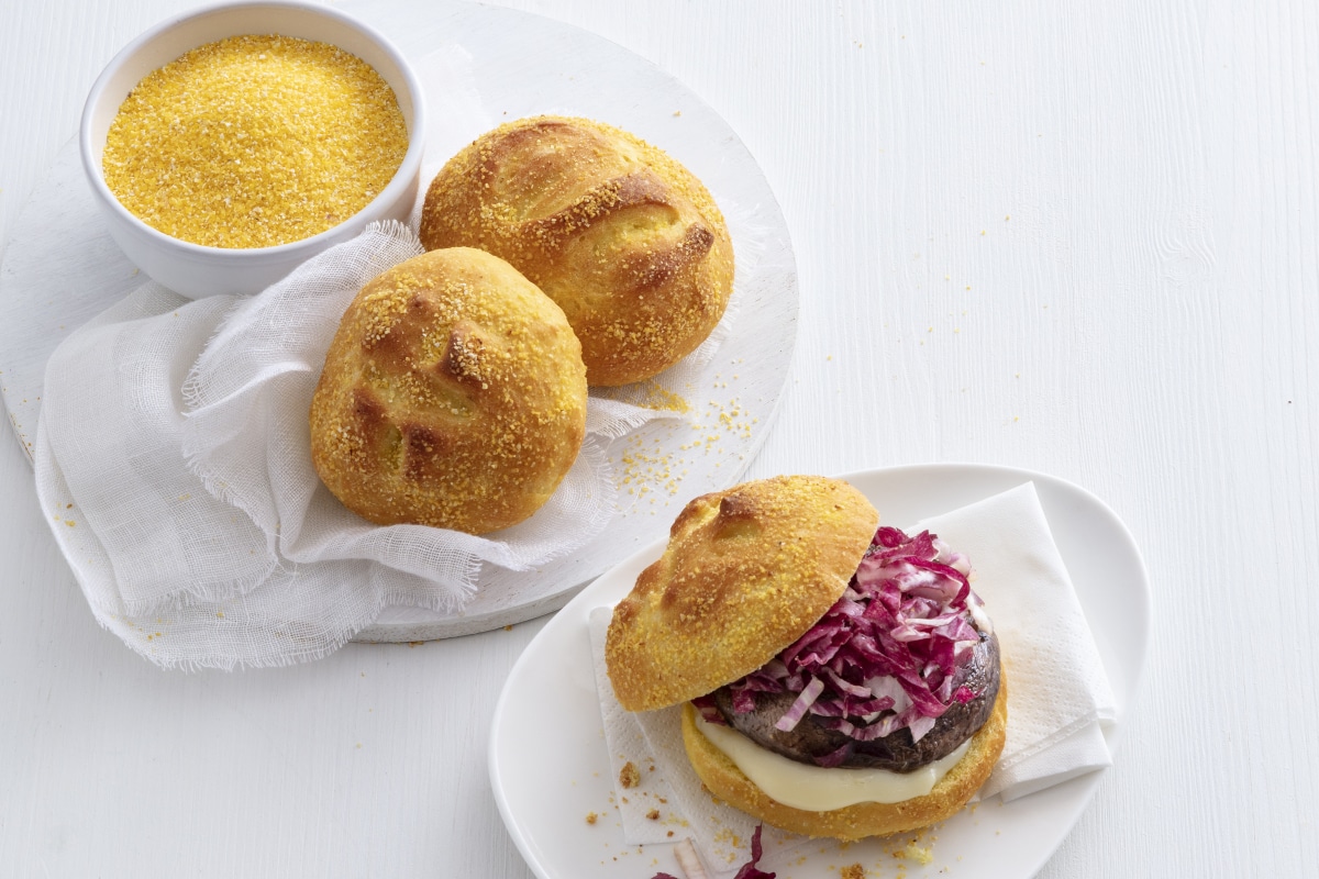 Cornbread-Burger mit Steinpilz