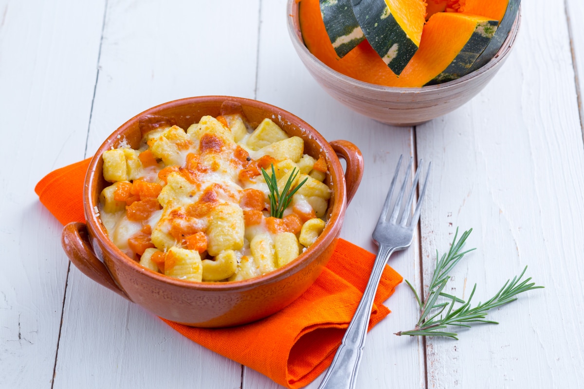 Gratinierte Gnocchi mit Kürbis und Toma