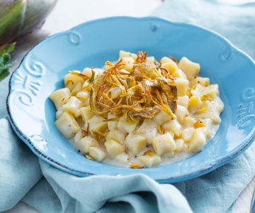 Gnocchi Cacio e Pepe mit knusprigen Artischocken