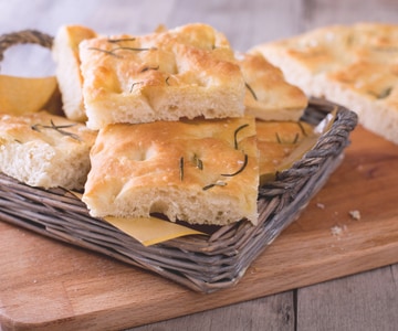 Einfache hausgemachte Focaccia