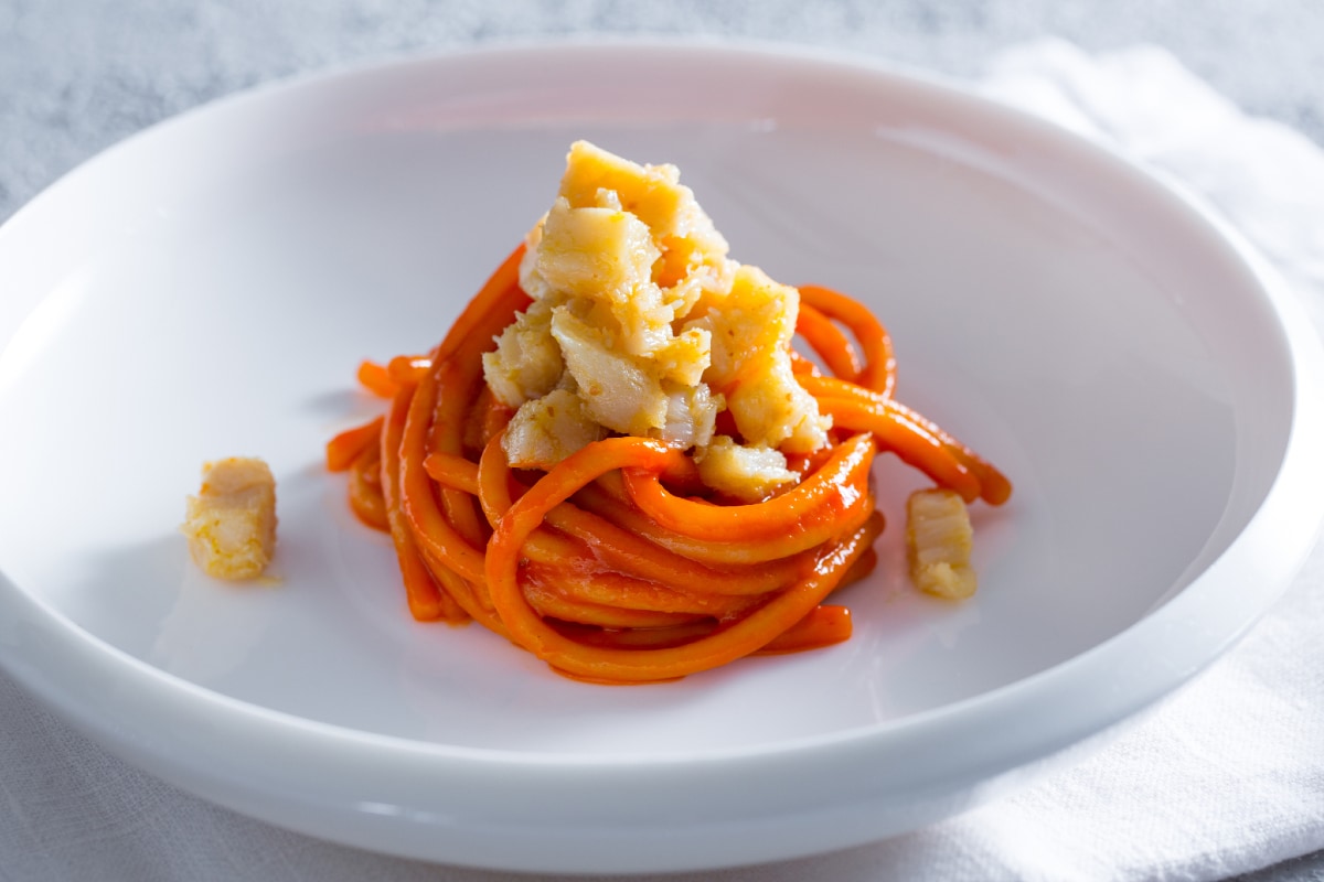 Spaghettoni mit Paprikacreme und Kabeljau