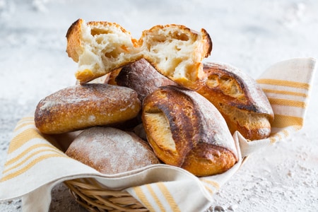 Brötchen mit Sauerteig