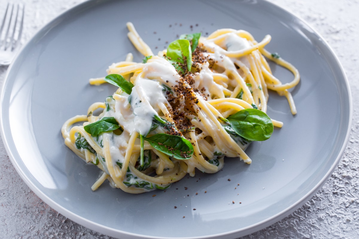 Spaghettoni mit Scimudin-Fondue