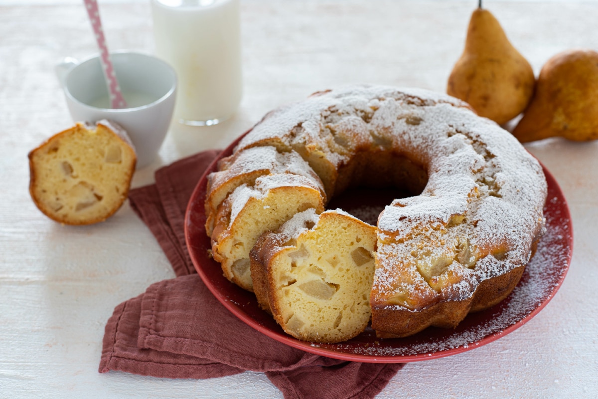 Ringkuchen mit Ricotta und Birnen