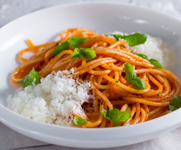 Spaghetti alla Parmigiana mit Tomatencoulis
