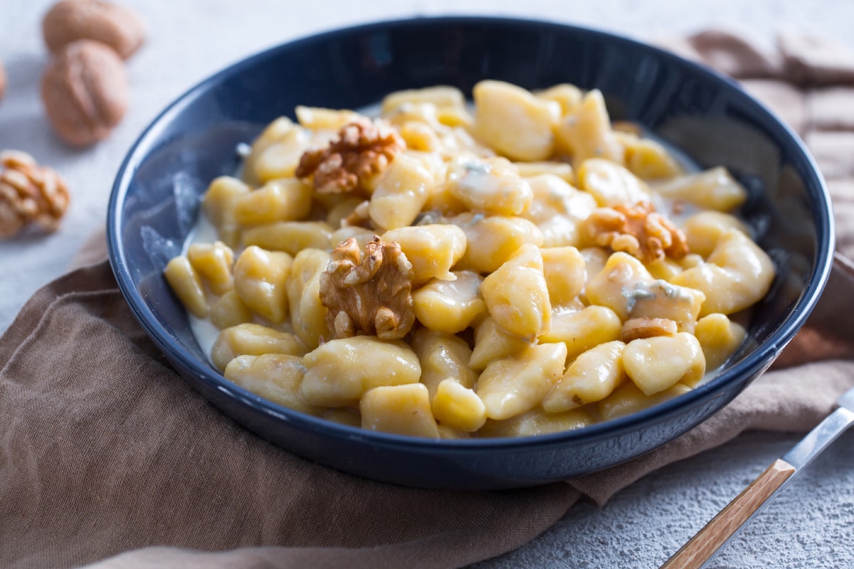 Gnocchetti mit Gorgonzola und Walnüssen