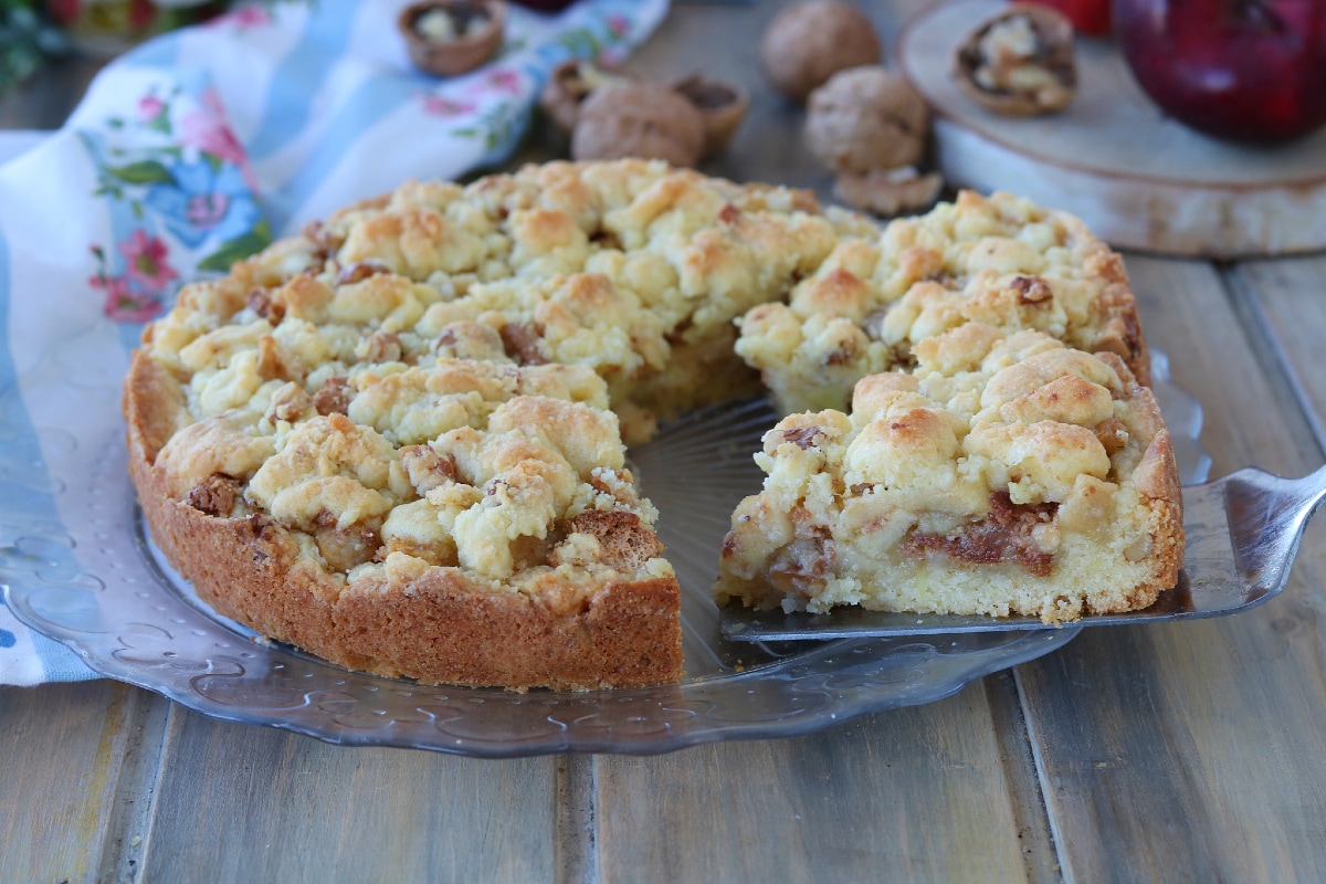 Bröselkuchen mit Äpfeln