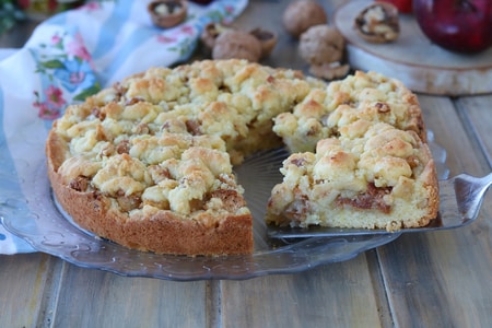 Bröselkuchen mit Äpfeln