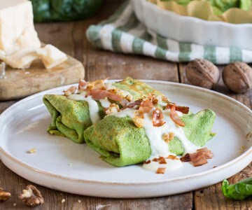 Pfannkuchen mit Kürbis, Speck und Walnüssen