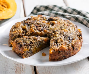 Herzhafter Kuchen mit Kürbis und Radicchio