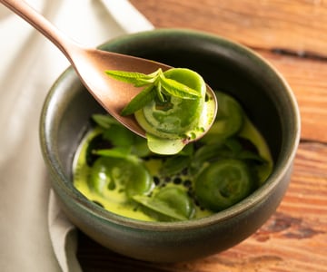 Knöpfe und Liebstöckel