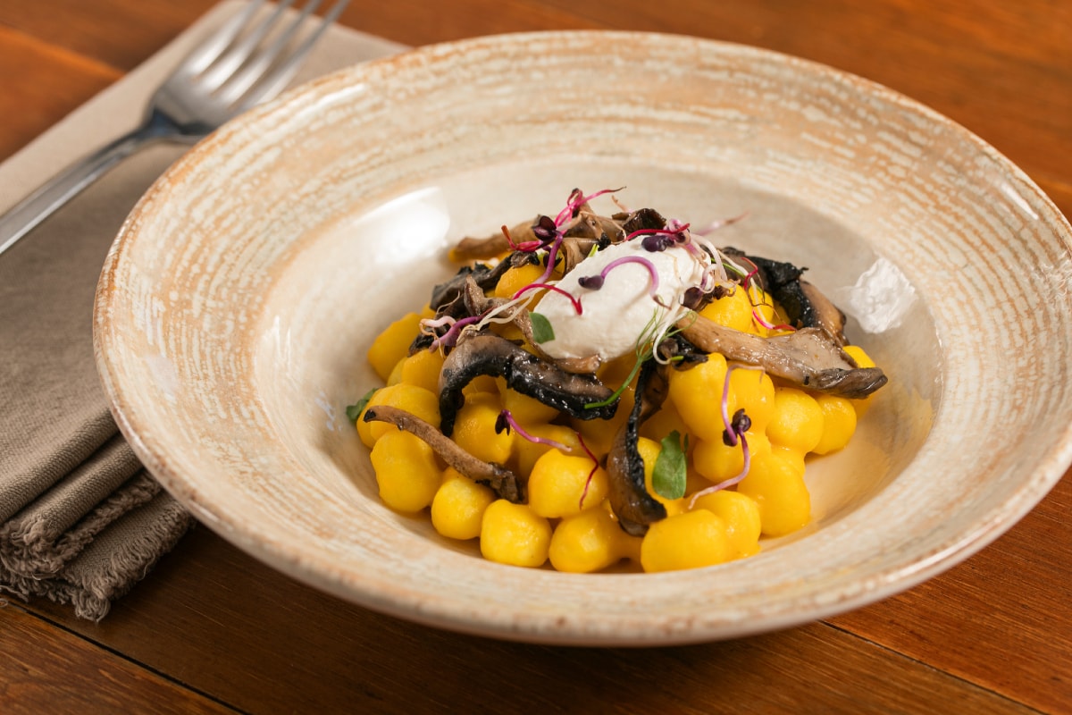 Gnocchetti mit Kürbiscreme, Pilzen und Ricotta