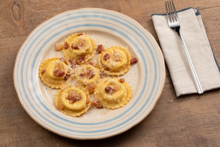 Ravioli Käse und Pfeffer
