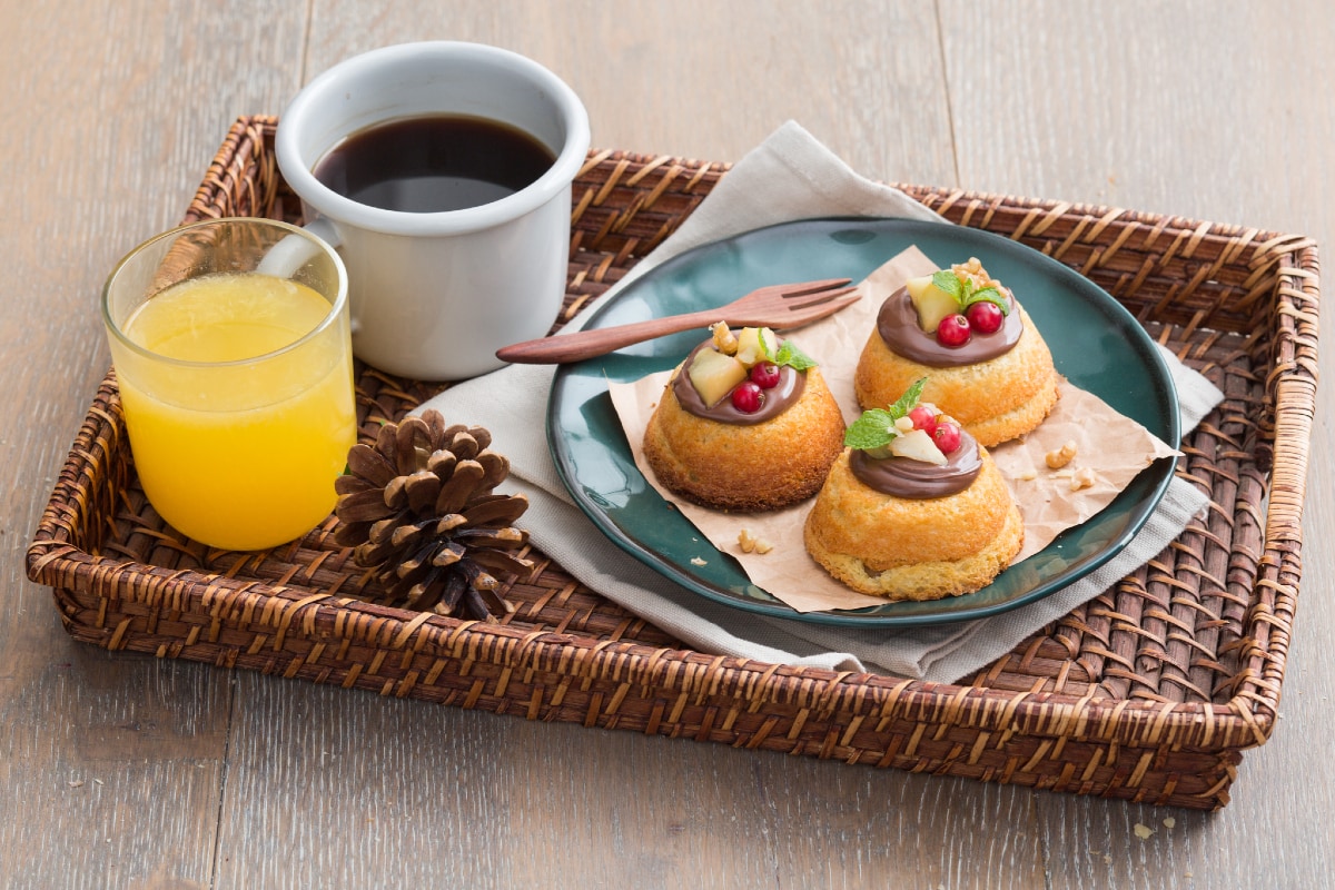 Pandoro-Törtchen mit Äpfeln, Nüssen und Nutella®