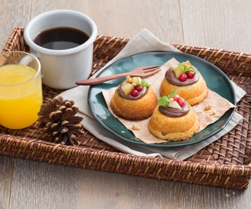 Pandoro-Törtchen mit Äpfeln, Nüssen und Nutella®
