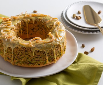 Orangen-Pistazien-Gugelhupf