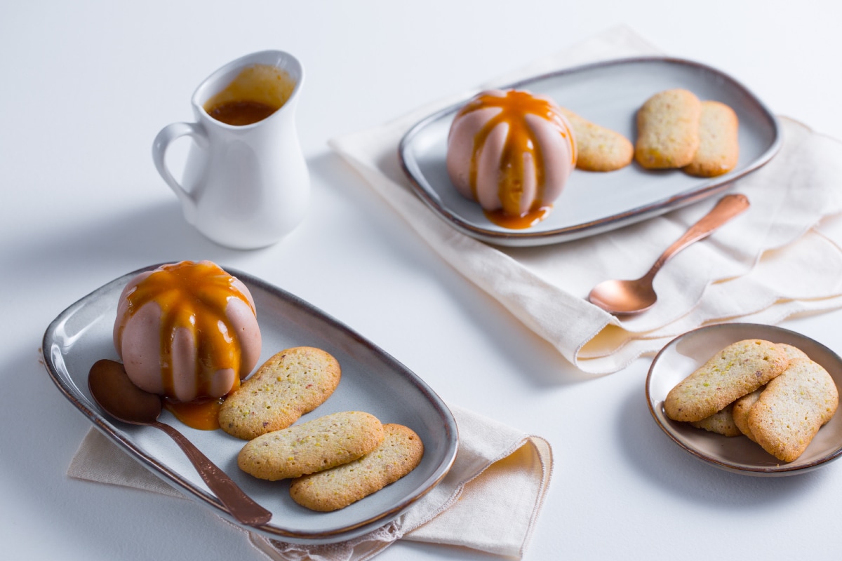Gianduia-Pudding mit Orangensauce