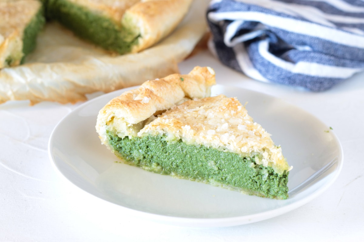 Herzhafter Kuchen mit Ricotta und Spinat