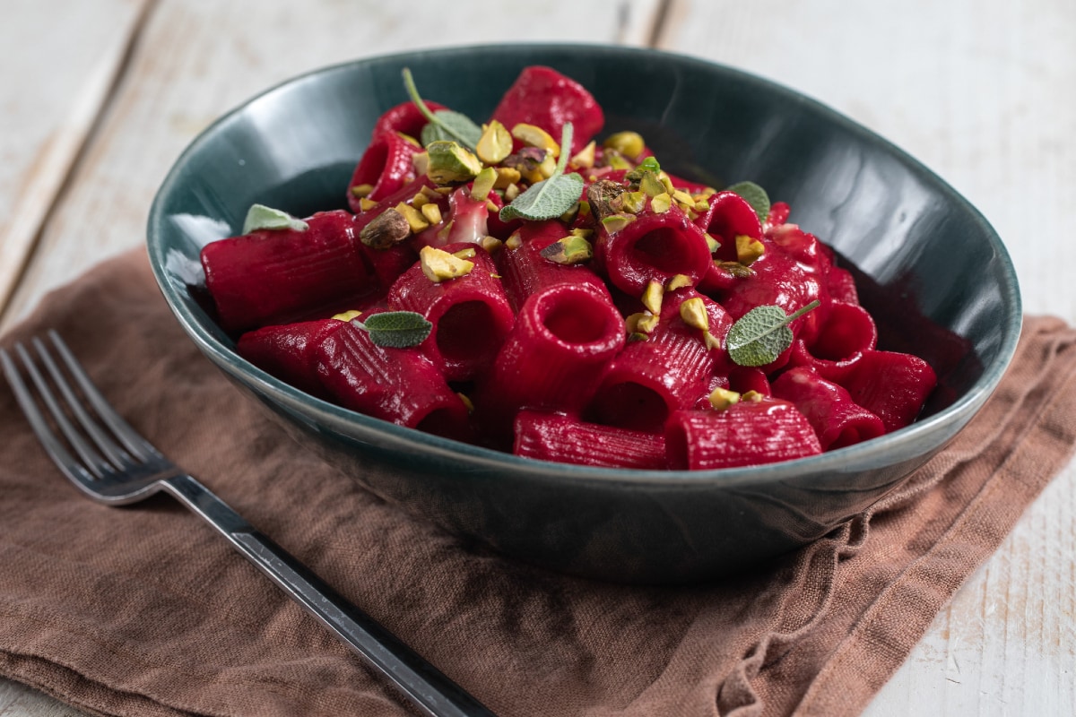 Pasta mit Rote Bete und Gorgonzola