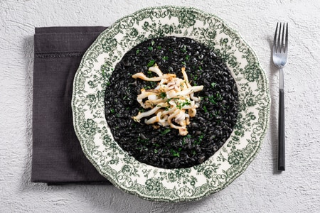 Risotto mit Tintenfischtinte