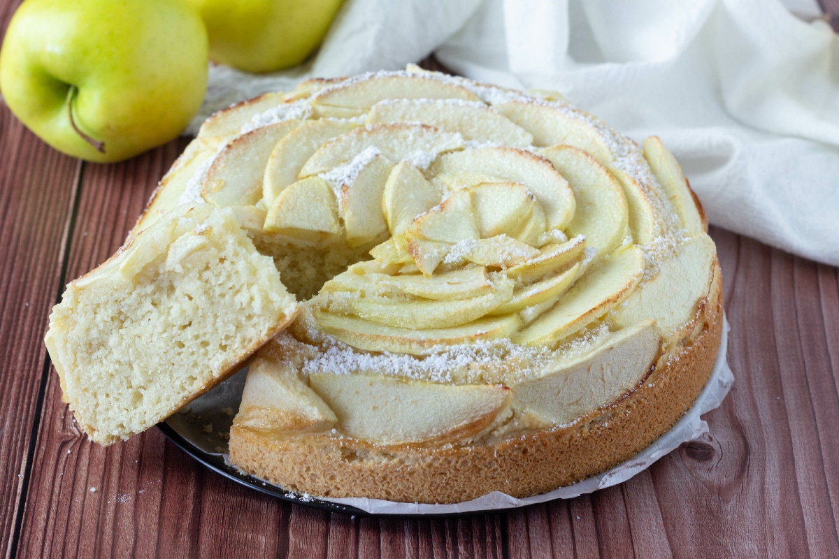 Kokos- und Apfelkuchen