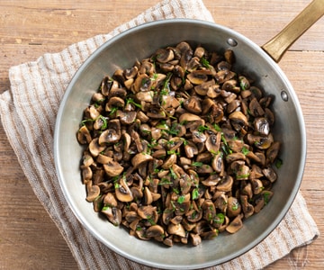 Champignons in der Pfanne