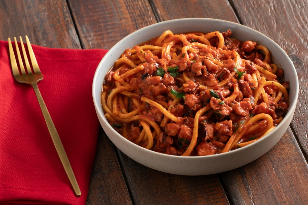 Spaghetti alla chitarra mit Oktopus-Ragout
