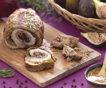 Gefüllter Braten mit Feigen und Rohschinken