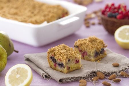 Krümelkuchen mit Birnen