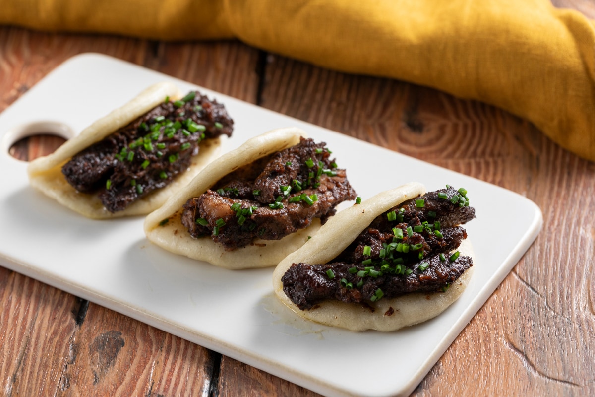Gedämpfte Bao mit Wagyu-Rippen