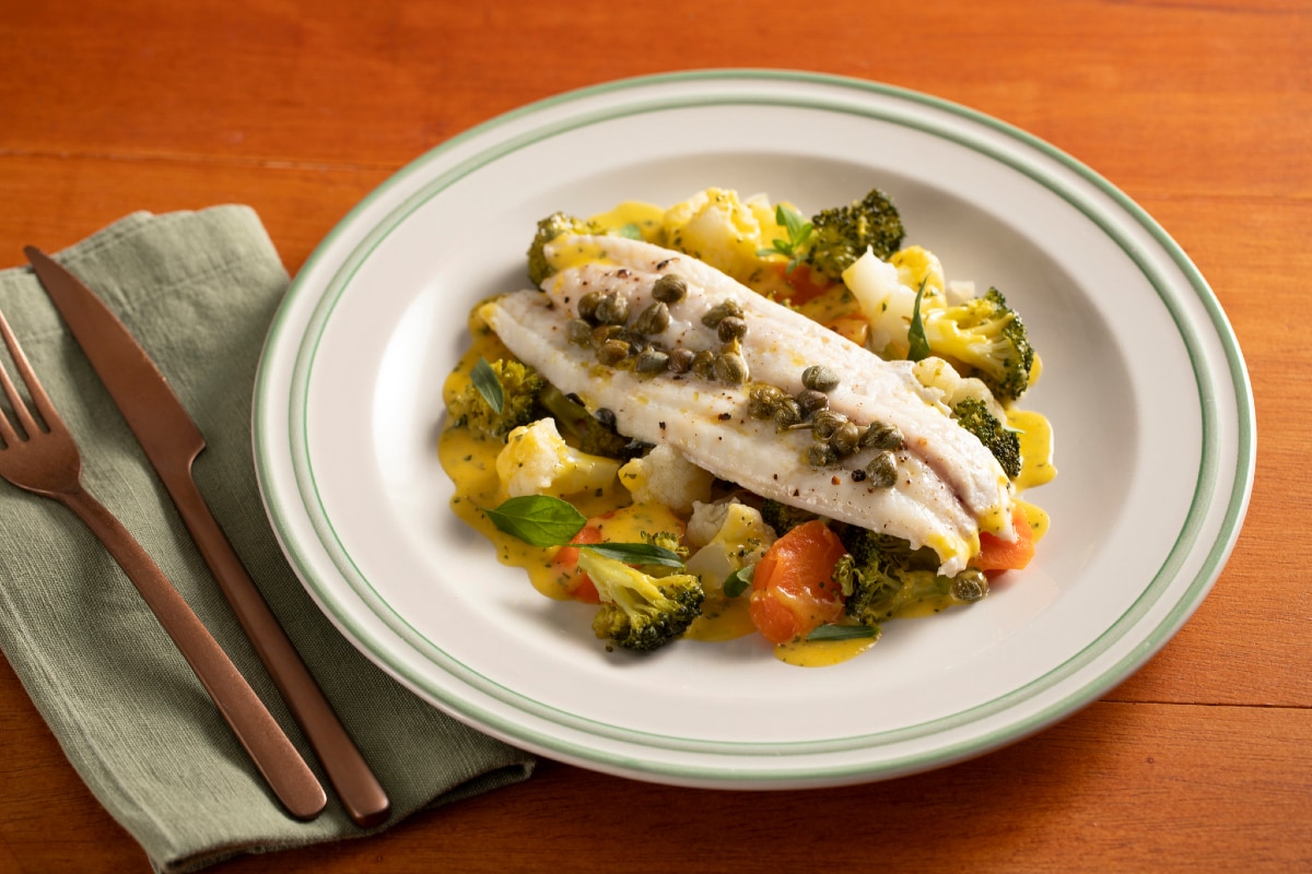 Seezunge in Folie mit gedünstetem Gemüse