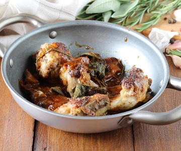 Kaninchen in der Pfanne