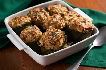 Vegetarisch gefüllte Artischocken